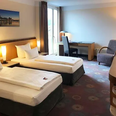 Szálloda Sorat Insel-hotel Regensburg
