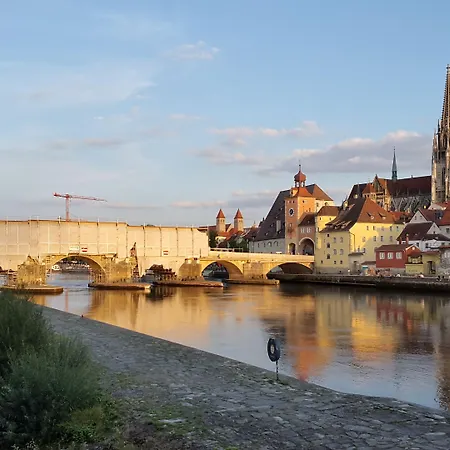 Szálloda Sorat Insel-hotel Regensburg