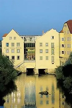 Sorat Insel-hotel Отель Регенсбург