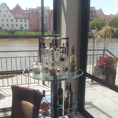 雷根斯堡索拉英瑟尔酒店
