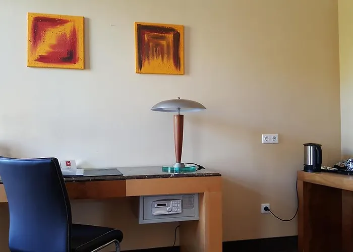 Sorat Insel-hotel 4* Regensburg